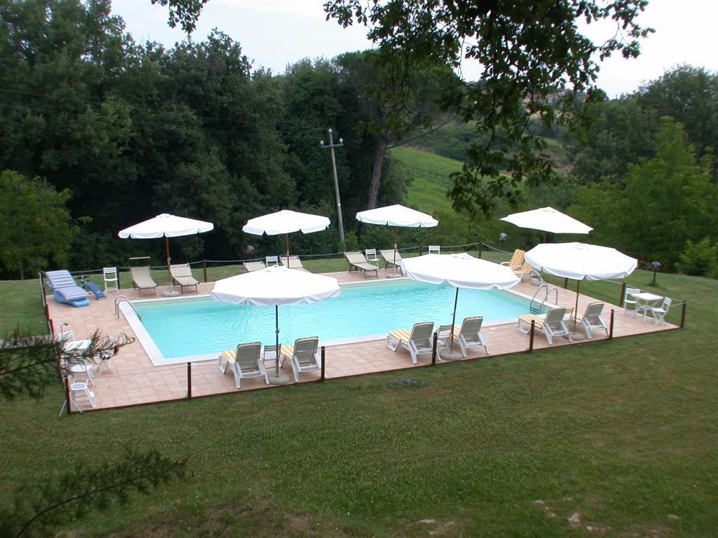 VenditaAgriturismi - Case VacanzaCastiglion Del Lago/Gioiella